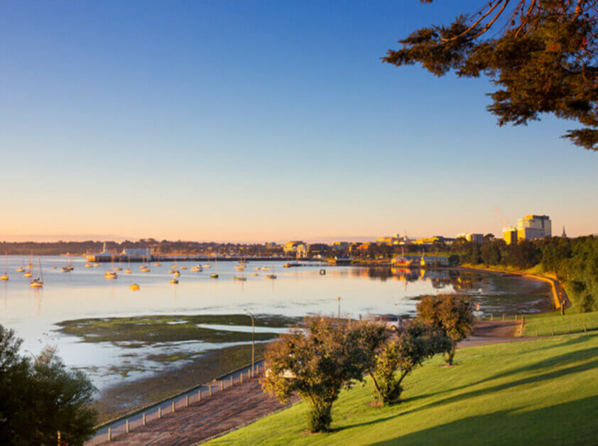 Geelong West – 3218